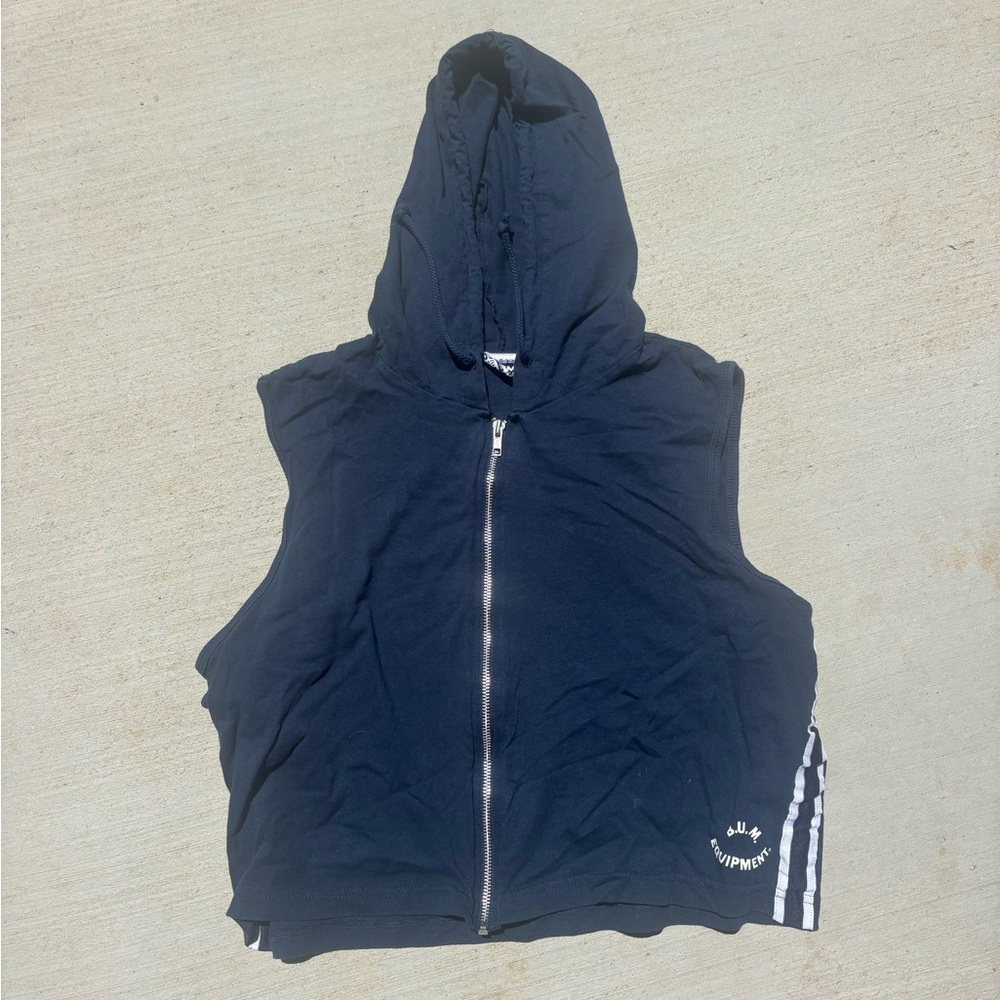 B.U.M vintage navy Blue Sleeveless Hoodie Vest
